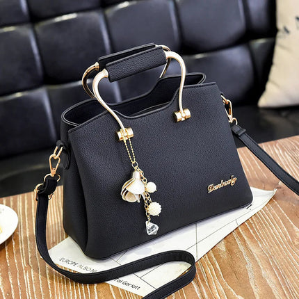 Yogodlns Luxury Pendant Handbag For Women PU Leather Tassel Shuolder Bag Designer Handle Bag Brand Shopping Mommy Shoudler Bag PlatiNum