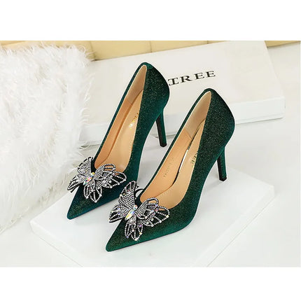 BIGTREE Scarpe Designer Nuove donne Décolleté Strass Farfalla Nodo Punta a punta Flock 10CM Tacchi sottili Scarpe da donna mature super alte