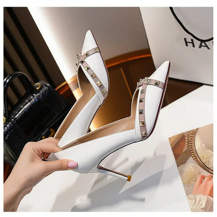 Nuovo 2025 Nail Head Tacchi alti Colore nudo Scarpe da lavoro professionali Donna Scarpe singole sexy Occasioni casual Materiale in micro fibra platinumshop