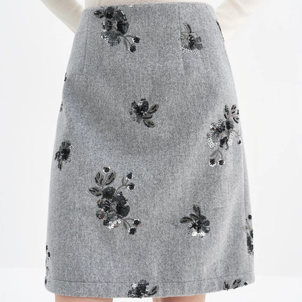 FSLE 【Premium Series】Vintage Sequin Embroidery Short Skirt with Slightly Fitted Back Winter 2025 New Arrival Grey Skirts PlatiNum