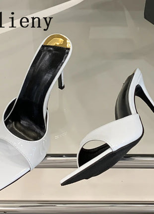 Hlieny 2026 Mode d'été Talons aiguilles Femmes Pantoufles pointues Banquet Robe Sandales Fête Mariage Mules Présentations de fabricants de jeux Chaussures