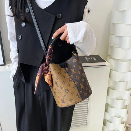 Advanced fashion bag for women 2025 new casual women's bag, large capacity bucket bag, shoulder bag, diagonal cross bag PlatiNum