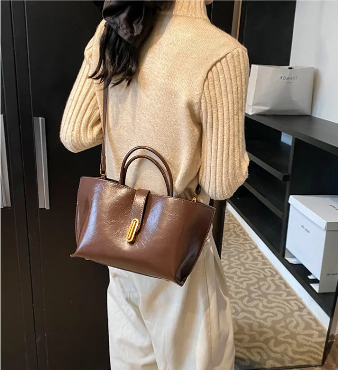 Nuova Borsa Elegante di Alta Gamma per Donne, Borsa a Mano di Grande Capacità, Pratica e alla Moda, Borsa a Tracolla e a Tracolla Trendy, Progettata per Donne alla Moda.