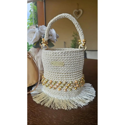 Borsa a Secchiello di Lusso in Crochet, Design Esclusivo con Strass e Frange, Manico Rigido e Chiusura Arricciata, Finiture Brillanti ed Eleganti, Ideale per Eventi e Look di Alta Classe