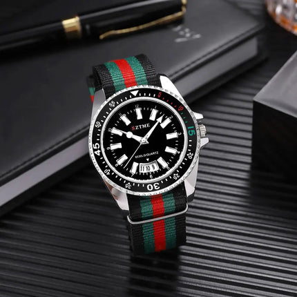 Nuovo orologio da calendario con cinturino in nylon da uomo alla moda, lussuoso e semplice orologio al quarzo con luce notturna per uomo d'affari e donna platinumshop