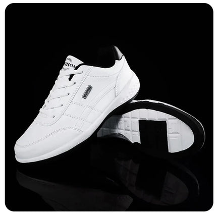 Scarpe da ginnastica da uomo Scarpe casual sportive Scarpe da passeggio da uomo in pelle per esterni Quattro stagioni Fondo morbido