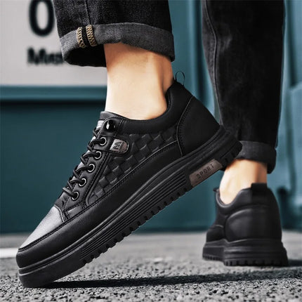 Men's Flat Casual Shoes Spring Breathable Soft-Sole Anti-Slip Outdoor Walking Shoes Youth Fashion White Shoes Sports Board Shoes