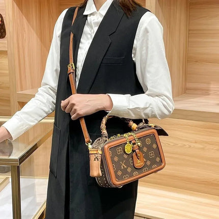Brand Women's Bag 2025 New Style Light Luxury Western Style High Quality Handbag Designer Casual Versatile Crossbody Bag PlatiNum