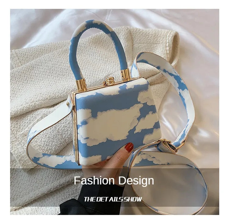 2022 New Fashion Sweet Mini Pillow Handbag Japanese Printed Scenery Net Red One Shoulder Portable Crossbody Bag