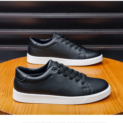 2026 New Fashion Mens Casual Shoes Genuine Leather Designer Lace-up Sneakers High Quality Outdoor walking Mocassin Footwear