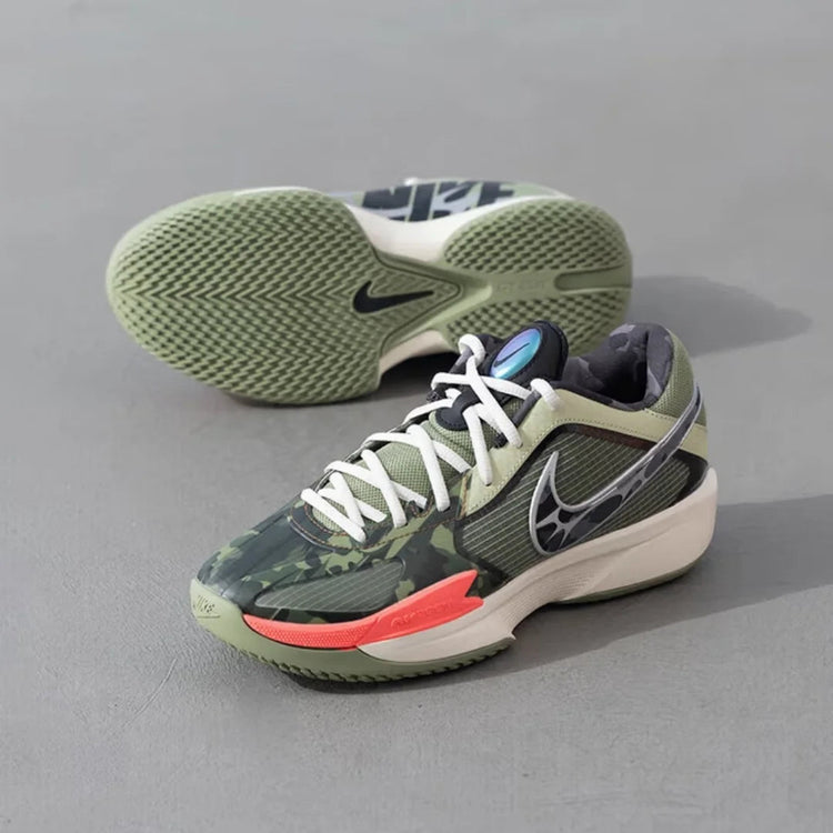Nike Ammortizzazione Supporto e Stabilità Allenamento Scarpe da basket da gioco reali da uomo, Scarpe da basket mid-top da corte con design anti-torsione resistenti all'usura, Air Zoom G. T Cut Academy Scarpe da basket sport platinumshop