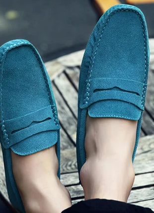 Scarpe casual da uomo fatte a mano Mocassini morbidi Scarpe da guida leggere Moda Slip on Flats Mocassini di alta qualità Scarpe da uomo antiscivolo