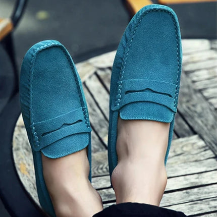 Scarpe casual da uomo fatte a mano Mocassini morbidi Scarpe da guida leggere Moda Slip on Flats Mocassini di alta qualità Scarpe da uomo antiscivolo