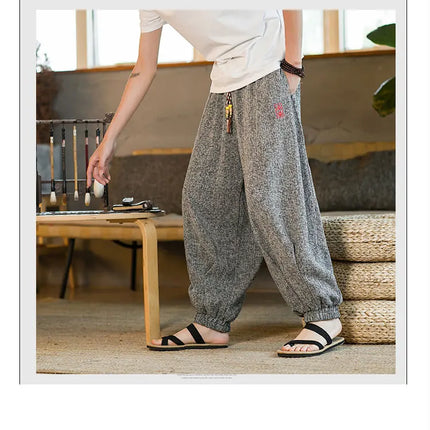 Pantaloni da jogging in seta di ghiaccio da uomo pantaloni casual stile Harajuku cinese da uomo pantaloni sportivi Harlem allentati ricamati streetwear 5XL