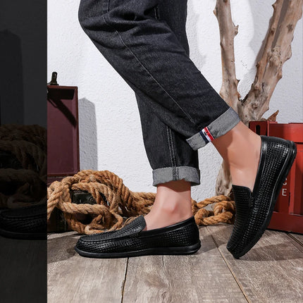 2025 Estate Scava Fuori Penny Mocassini Da Uomo Scarpe Da Barca Traspirante Uomo Mocassini In Pelle Slip On Appartamenti Mens Casual Scarpe Da Guida