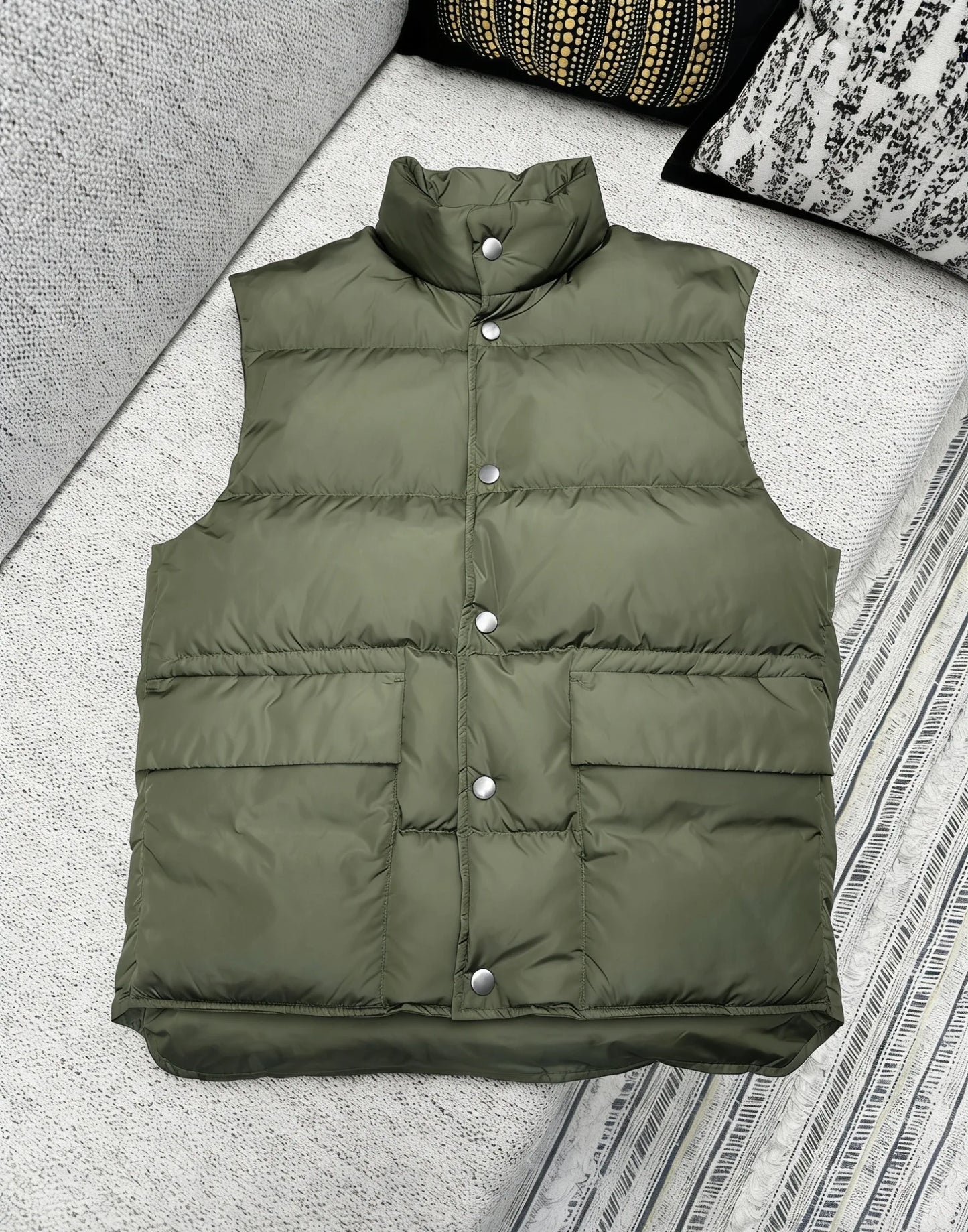 Men's Black Puffer Vest Stand Collar Snap Button Warm Winter Sleeveless Down Gilet