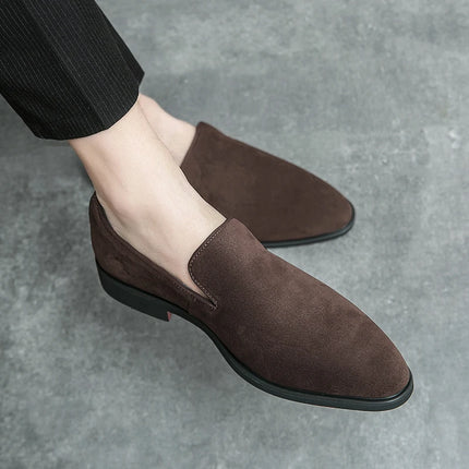 Scarpe primaverili in pelle scamosciata di marca di design italiano di lusso primaverile Scarpe eleganti da ufficio per uomo Mocassini da discoteca marroni da uomo