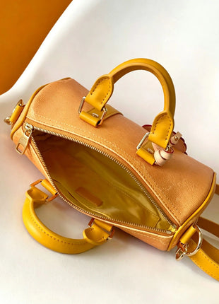 Borsa a Tracolla da Donna in Pelle Sintetica Liscia, Essenziale per l'Uso Quotidiano, con Superficie Esterna Morbida, Completamente Regolabile, Tracolla Regolabile, Manico per Trasporto a Mano, Ideale per Uso Casual e Quotidi
