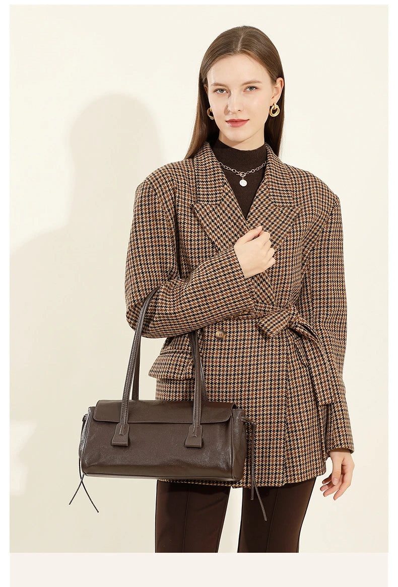 2025 nuova borsa a tracolla da donna in vera pelle borsa di lusso in pelle bovina di grande capacità borsa baguette rossa vino a striscia lunga femminile