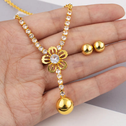 Collana con ciondolo zircone alla moda per donna Collana girocollo a catena Festa femminile Gioielli lucidi Regalo per matrimonio San Valentino