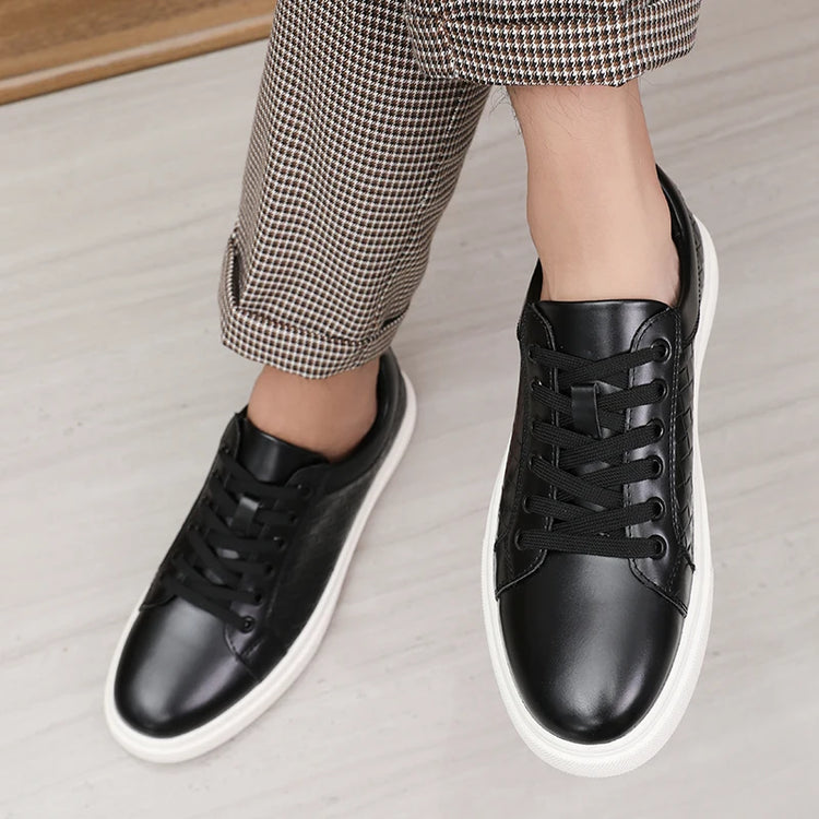 Casual men's leather shoes New comfortable and trendy styles Outdoor Fashion Party Daily leisure youth Black Board Shoes HOT -46