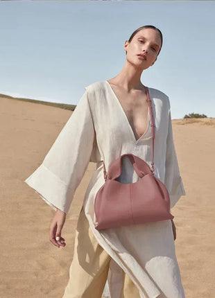 Borsa a Tracolla da Donna di Alta Gamma Autunno/Inverno 2025 – Design con Motivo Lychee e Tracolla a Nuvola