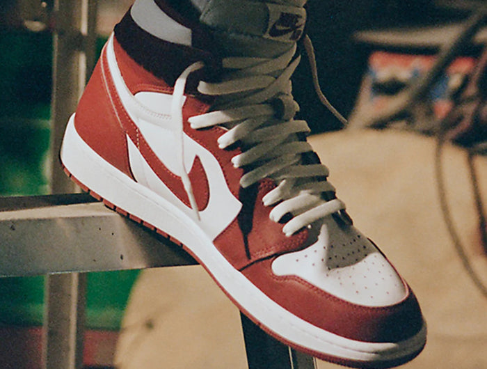 Scarpe da ginnastica leggere ammortizzate Nike Authentic Air Jordan 1 da uomo DZ5485-160 platinumshop
