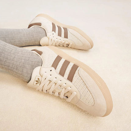 Scarpe da ginnastica da allenamento sportive traspiranti in mesh unisex originali ufficiali Adidas JI3185