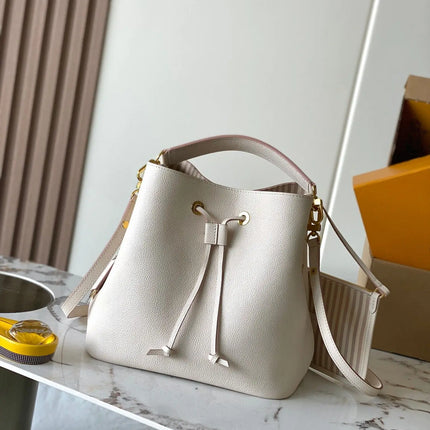 Borsa a tracolla da donna in pelle sintetica effetto grana, indispensabile per i viaggi, anti-graffio e anti-abrasione, con tracolla completamente staccabile, manico a mano e tracolla a spalla, ideale per l'uso casual all'ape