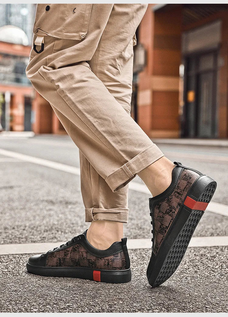 Europe New Shoes for Men Genuine Leather Casual Shoes Cool Black Flat Skateboard Shoes Street Fashion Sneakers