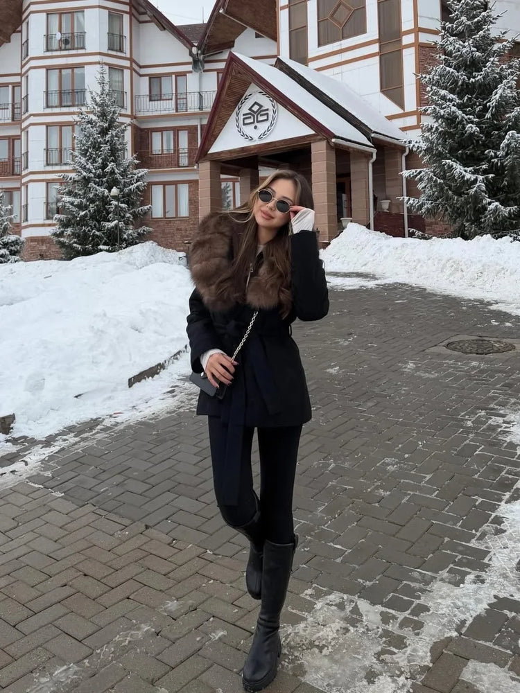 Solid Color Big Fur Collar Tied Woolen Jacket Fashion Waist Cinching Long Sleeved Short Coat 2026 Autumn Street Daily Clothing