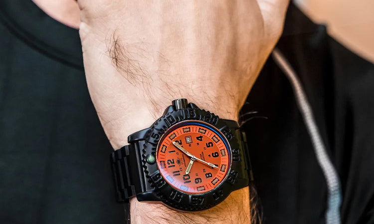 ADDIESDIVE 44mm Men's  Wrist Watch 50m Water Resistant Large Luminous Dial Date Display Stainless Steel Men's Quartz Watch