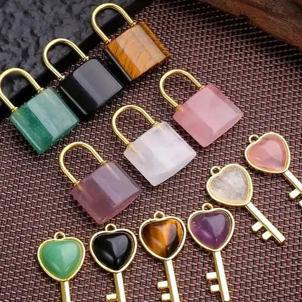 1 Set Natural Crystal Couple Lock Necklace Pendant Set Heart Shaped Key Piece Pink Crystal Amethyst Tiger Eye Stone Lock PlatiNum