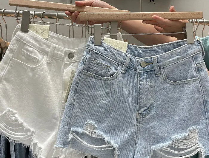 Y2k Pantaloncini di jeans strappati da donna Nuova linea A ampia con bordi sfilacciati per pantaloni corti estivi Pantaloncini di jeans streetwear da donna neri