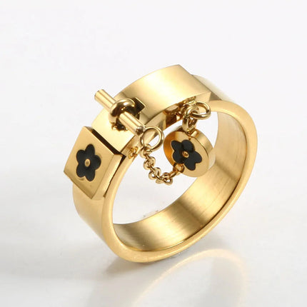 Set di gioielli di moda di lusso in acciaio inossidabile Set di gioielli da donna dorati Bracciale con ciondolo a forma di fiore Anelli per uomo Set di gioielli da donna regalo platinumshop