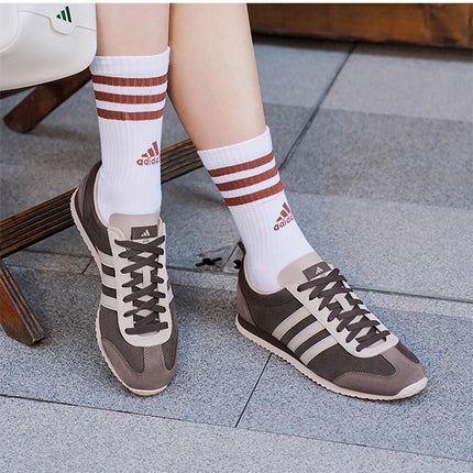 Adidas Official Genuine VS JOG 2.0 Scarpe casual antiscivolo con suola sottile da uomo e da donna JS1123