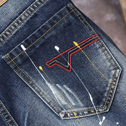 2025 Estate Nuovi Uomini di Modo Graffiti Strappati Jeans Corti Casual Sottile Foro Grande Stile Retro Pantaloncini di Jeans Maschile Vestiti di Marca