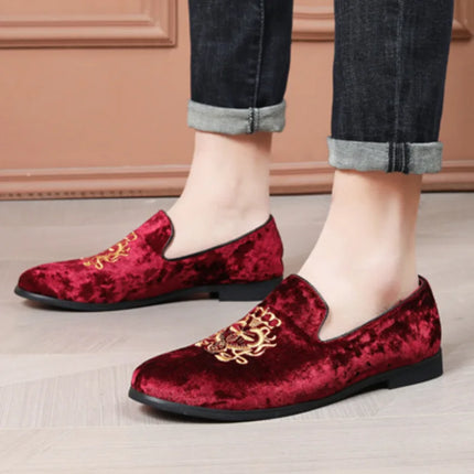 Scarpe in pelle scamosciata di lusso Scarpe da uomo di grandi dimensioni Scarpe da sposa firmate Mocassini ricamati Scarpe da festa piatte da uomo Oxford di alta qualità