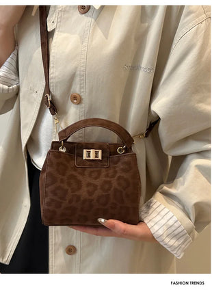 Elegante Mini Borsa a Tracolla con Manico Superiore, Chiusura Dorata, Versatile Borsa in Finta Pelle Scamosciata e Pelle per Uso Quotidiano Femminile