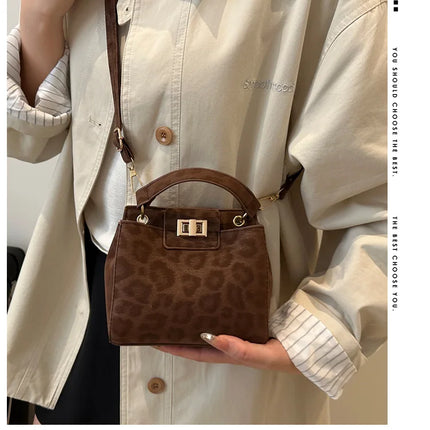 Elegante Mini Borsa a Tracolla con Manico Superiore, Chiusura Dorata, Versatile Borsa in Finta Pelle Scamosciata e Pelle per Uso Quotidiano Femminile
