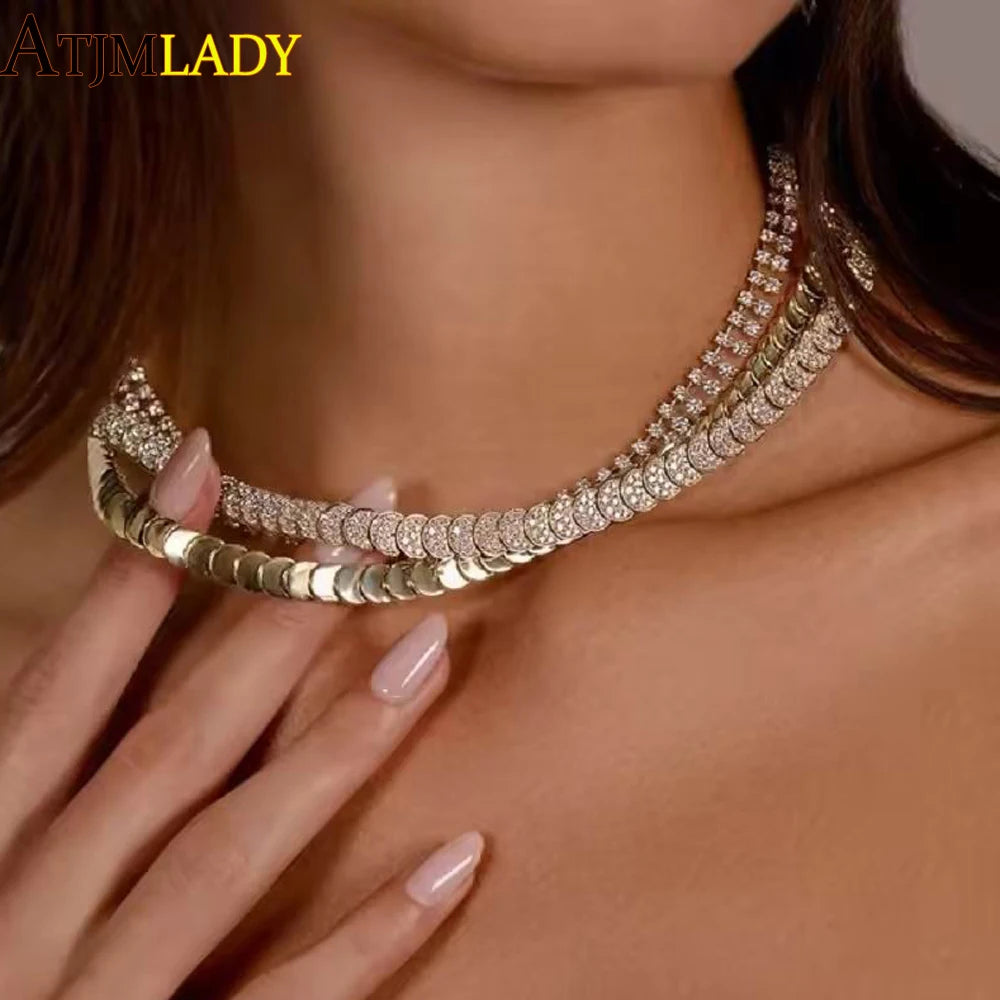 2025 Nuova collana a catena serpente unisex color oro a spina di pesce con perline catena a maglie pavimentata 5A CZ girocollo a forma di luna per gioielli da donna