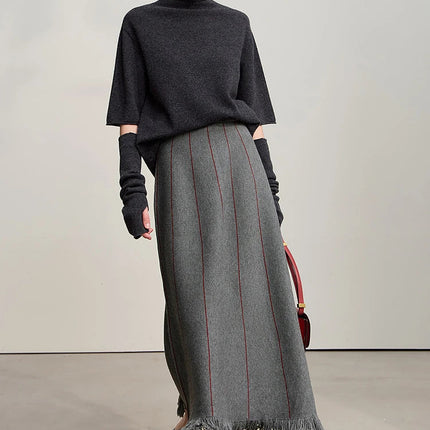 Amii Women's Skirt 2025 Winter New Knitting Striped Tassel A-Line Skirts For Women Versatile Loose Clothing Ladies 12544168 PlatiNum
