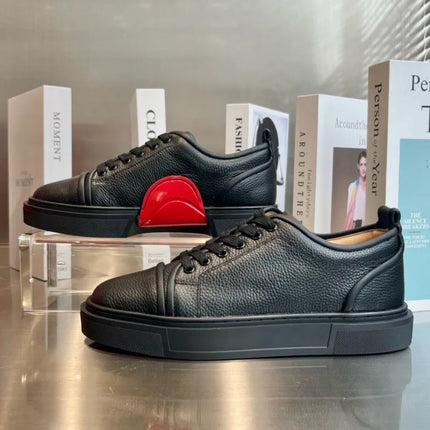 New Style Casual Leather Casual Couple Sneakers Unisex Fashion Crescent Bottom White Shoes Red Sole Men's Women's Casual Shoes