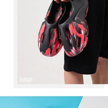 Pantoufles compensées camouflage unisexe Matériau souple EVA Technologie de moulage par injection Chaussures de plage décontractées pour hommes et femmes