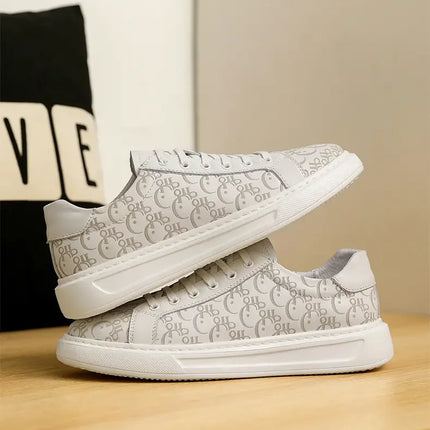 2026 Sneakers Casual Mens Designer Easy Matching Luxury Board Shoes Fashion Split Leather Flat Platform Gym Shoes