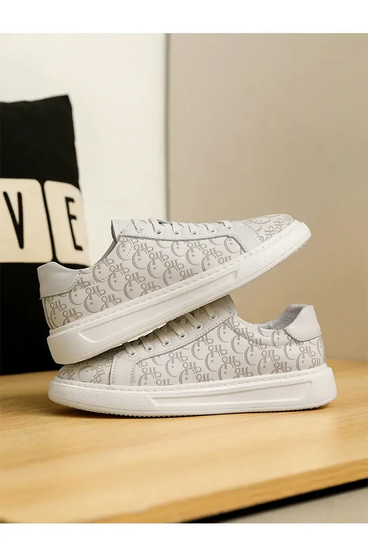 2026 Sneakers Casual Mens Designer Easy Matching Luxury Board Shoes Fashion Split Leather Flat Platform Gym Shoes