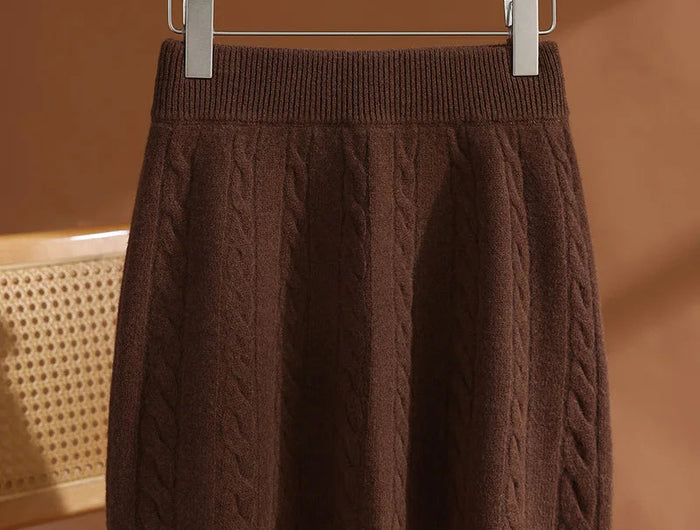 35% Cashmere & 65% Wool Women's Solid - Color Twisted Knit Umbrella Mini Skirt, Retro & Gentle PlatiNum