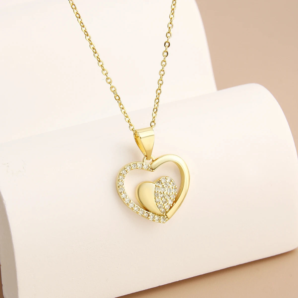 MHS.SUN Collana con ciondolo a doppio cuore alla moda per donne e ragazze Gioielli con catena a clavicola colver a quattro foglie placcati in oro di alta qualità