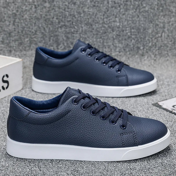 2026 New Fashion Mens Casual Shoes Genuine Leather Designer Lace-up Sneakers High Quality Outdoor walking Mocassin Footwear
