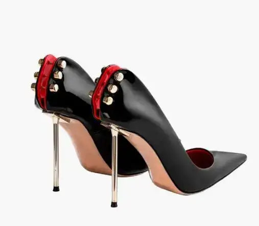 Décolleté a spillo con borchie in metallo in pelle verniciata nera sexy Décolleté da donna con punta a punta e tacco alto, scarpe da sera con tacco alto platinumshop